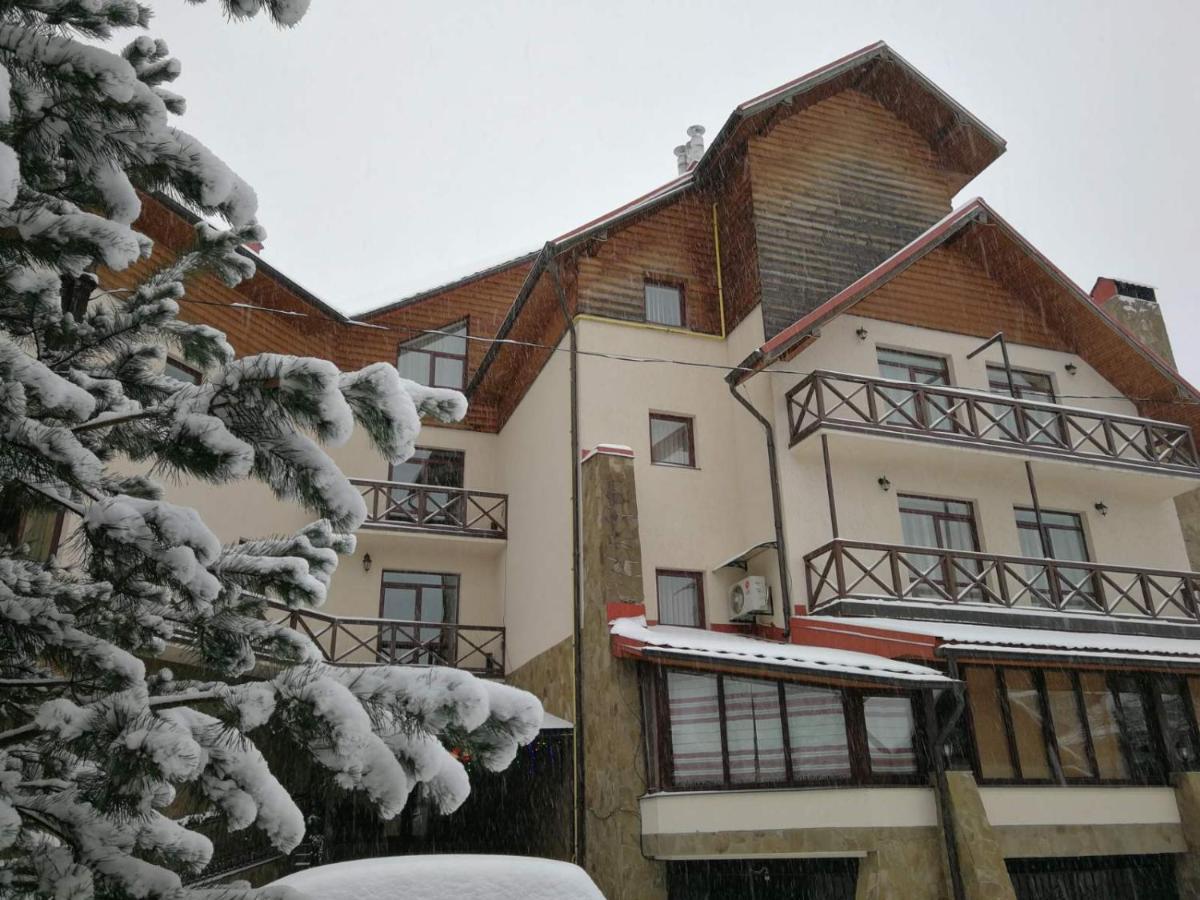 Tsvit Paporoti Hotel Yaremche Exterior photo